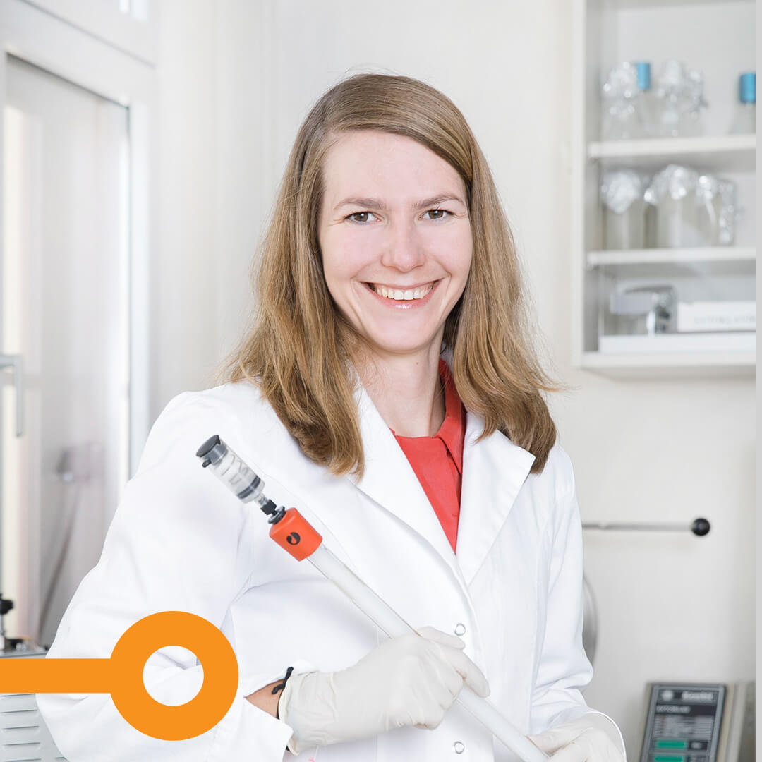 Dr. NIKA KRULJEC